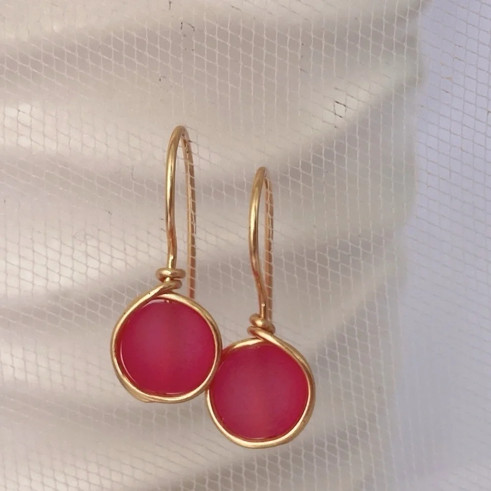 𝅺PINK & Gold Minimalist Wire Wrapped Earrings